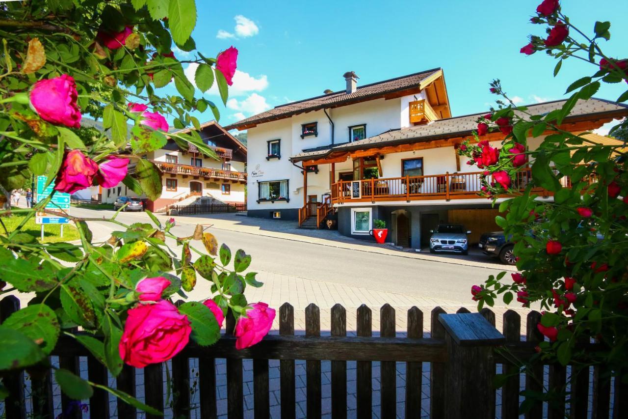 Kia Ora Hotel Restaurant Ваграйн Экстерьер фото